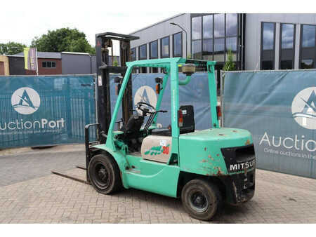 Diesel Forklifts 1995  Mitsubishi FD30MC-T (4)