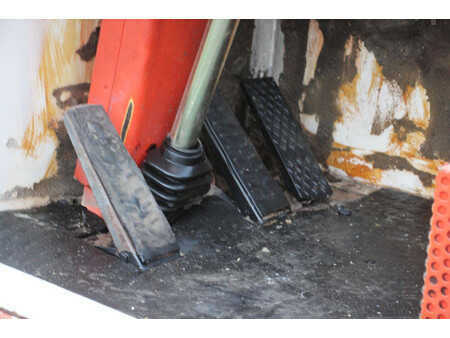 Boční vysokozdvižný vozík 1996  Fantuzzi SF45 (23)