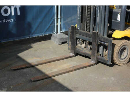 Carrelli elettrici 4 ruote 2005  OM XE 12 3 (9)