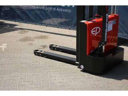 Pallet Stackers 2024  EP Equipment EST122 (19)