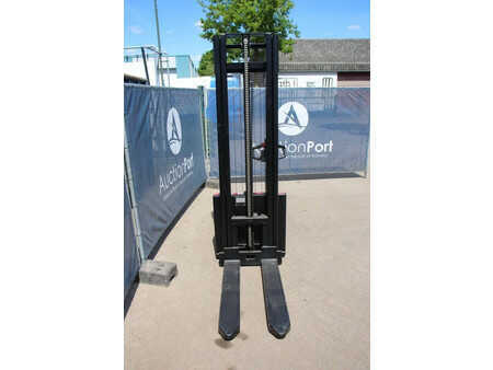 Pallet Stackers 2024  EP Equipment EST122 (7)