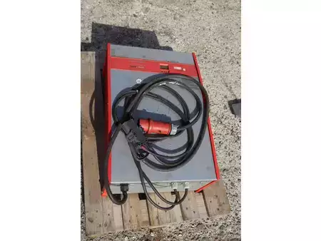 Carrelli elettrici 4 ruote 2005  Jungheinrich EFG 540 (10)