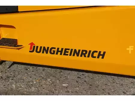 Carrelli elettrici 4 ruote 2005  Jungheinrich EFG 540 (21)