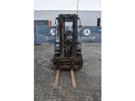 Carrelli elevatori diesel 2005  Tailift FB25 (8)