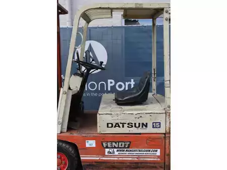 El truck - 4 hjulet - Nissan Datsun 15 NA0YL15U (20)