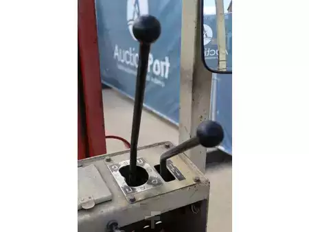 El truck - 4 hjulet - Nissan Datsun 15 NA0YL15U (29)