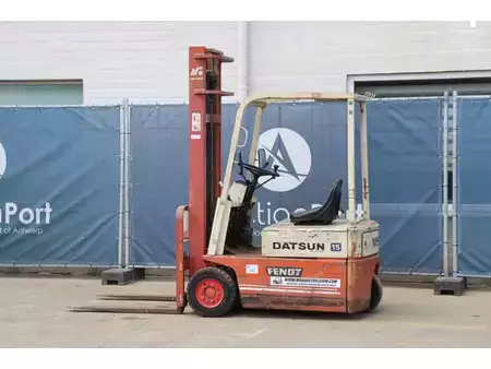 El truck - 4 hjulet - Nissan Datsun 15 NA0YL15U (3)