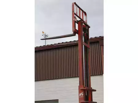 El truck - 4 hjulet - Nissan Datsun 15 NA0YL15U (36)