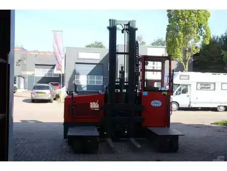Sideloader 2018  Combilift C3000GTS (1)