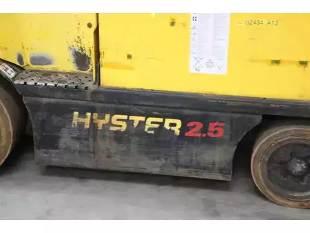 El truck - 4 hjulet 2020  Hyster E2.5XN (17)