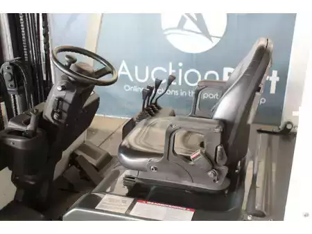 Elektrisk- 4 hjul 2015  Unicarriers JAG1N1L16Q (22)