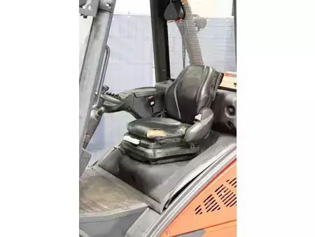 Carrelli elevatori GPL 2018  Linde H30T-02 (25)