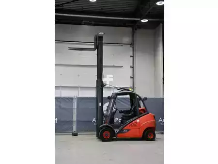 Carrelli elevatori GPL 2018  Linde H30T-02 (35)