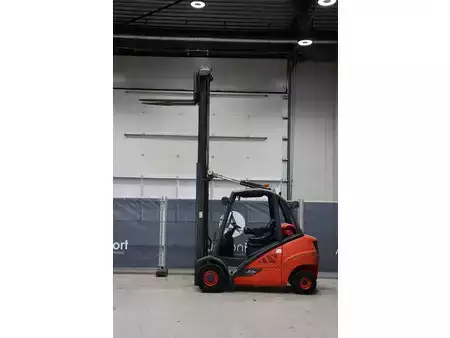 Carrelli elevatori GPL 2018  Linde H30T-02 (36)