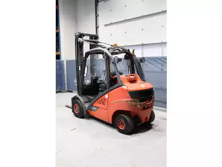 Carrelli elevatori GPL 2018  Linde H30T-02 (4)