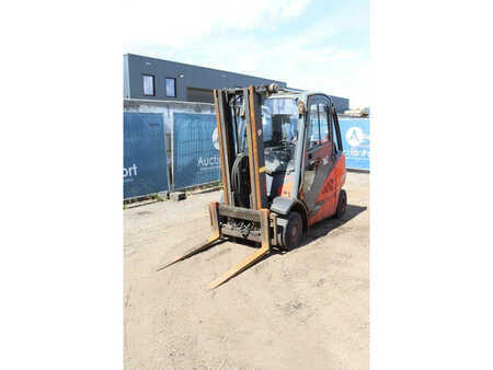 Gas truck 2014  Linde H20T-02/600 (9)