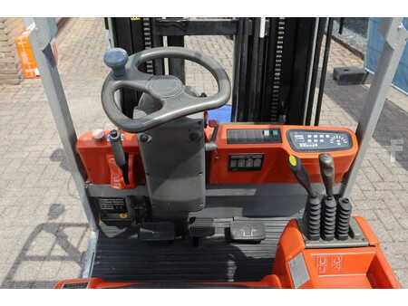 Elektro čtyřkolový VZV 2005  BT CBE 15T (24)