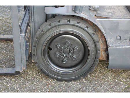 Carrelli elevatori diesel 2011  Doosan D23S-3 (12)