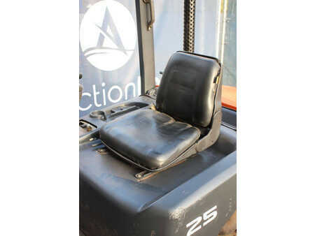 Carrelli elevatori diesel 2011  Doosan D23S-3 (21)