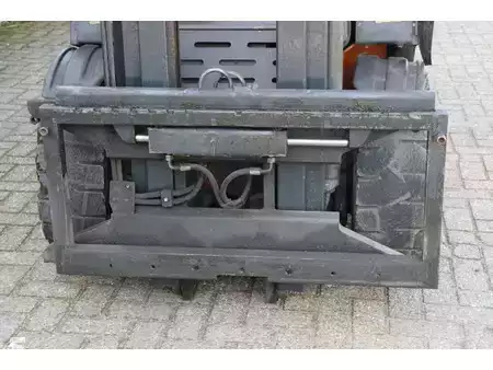 Elektrisk- 4 hjul 2003  Still R 60-35 (10)