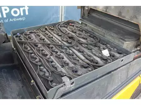 Elektrisk- 4 hjul 2003  Still R 60-35 (27)