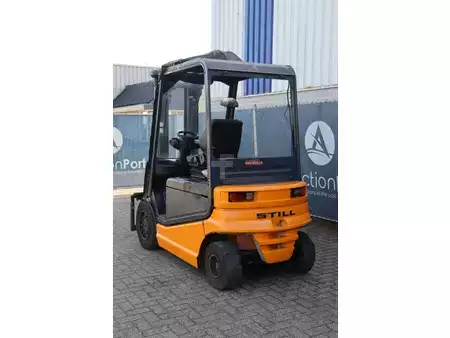 Elektrisk- 4 hjul 2003  Still R 60-35 (4)