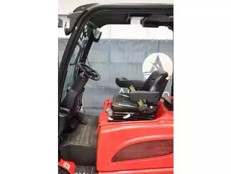 Elektro čtyřkolový VZV 2019  Hyster J2.5XN (19)