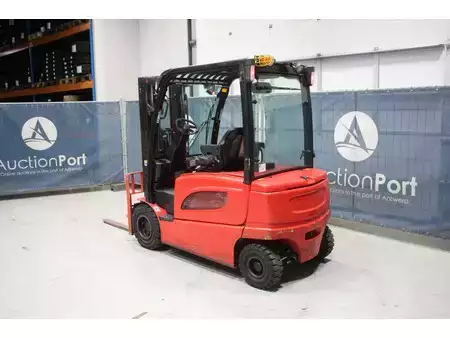 Elektro čtyřkolový VZV 2019  Hyster J2.5XN (3)