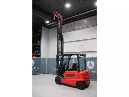 Elektro čtyřkolový VZV 2019  Hyster J2.5XN (30)