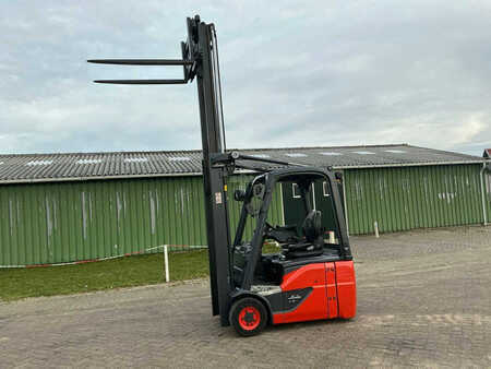 Carrelli elettrici 4 ruote 2019  Linde E15-02 (14)