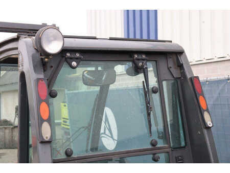 Nestekaasutrukki - Nissan 30 (14)