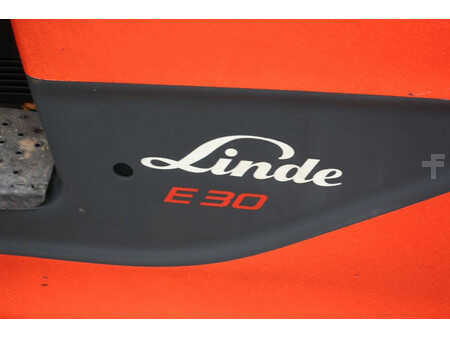 Sähkö - 4 pyör 2017  Linde E30HL-01/600 (15)