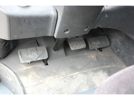 Sähkö - 4 pyör 2017  Linde E30HL-01/600 (22)