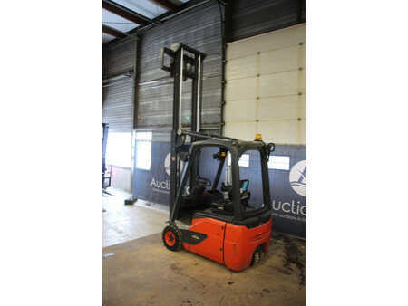 Electric - 4 wheels 2014  Linde E14-02 EVO (28)