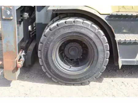 Empilhador a gás 2010  Hyster H8.0FT (13)