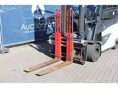 El truck - 4 hjulet 2020  Linde E30HL-01/600 (12)