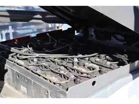 El truck - 4 hjulet 2020  Linde E30HL-01/600 (36)