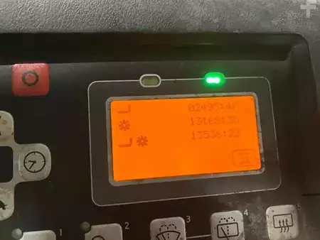 Eléctrica de 4 ruedas 2017  Toyota 8FBM16T (13)