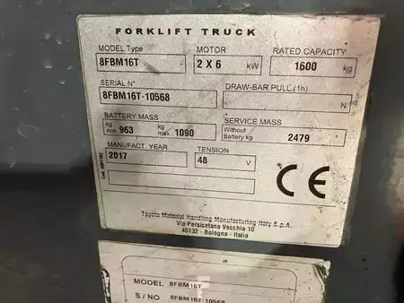 Eléctrica de 4 ruedas 2017  Toyota 8FBM16T (9)