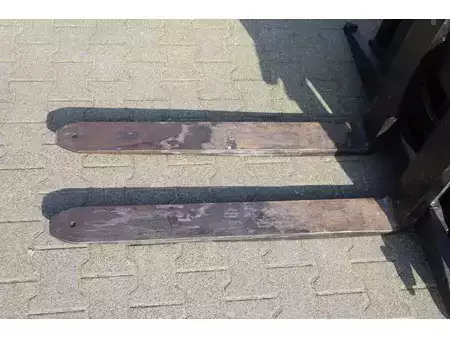 Diesel truck 1986  Linde H30D (11)