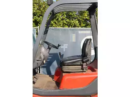 Diesel truck 1986  Linde H30D (20)