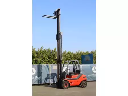 Diesel truck 1986  Linde H30D (28)