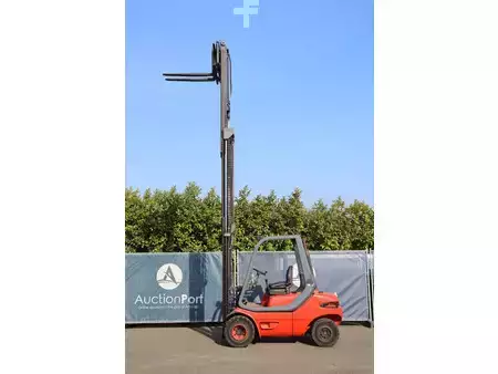 Diesel truck 1986  Linde H30D (29)