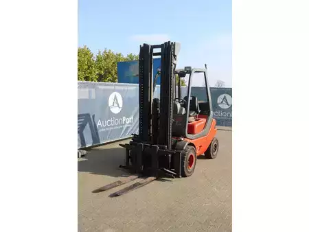 Diesel truck 1986  Linde H30D (9)