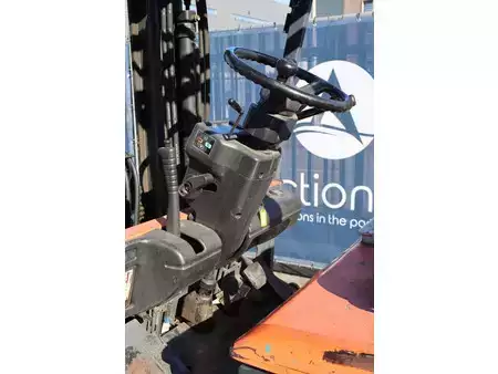 Eléctrica de 4 ruedas 2001  Toyota FBMF25 (21)