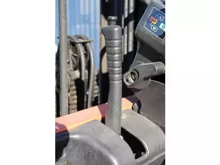 Eléctrica de 4 ruedas 2001  Toyota FBMF25 (23)