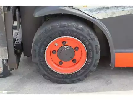 Elektromos 4 kerekű 2017  Linde E16C-02 (14)