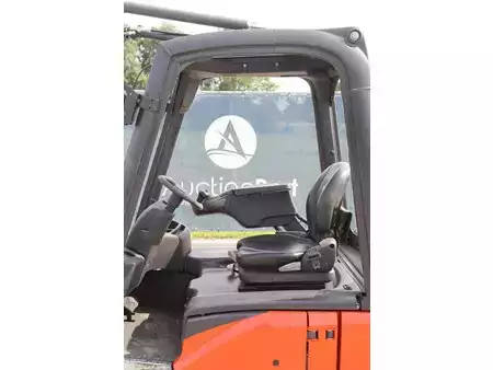 Elektromos 4 kerekű 2017  Linde E16C-02 (20)