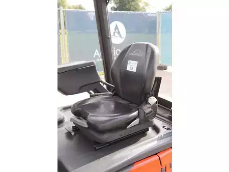 Elektromos 4 kerekű 2017  Linde E16C-02 (21)