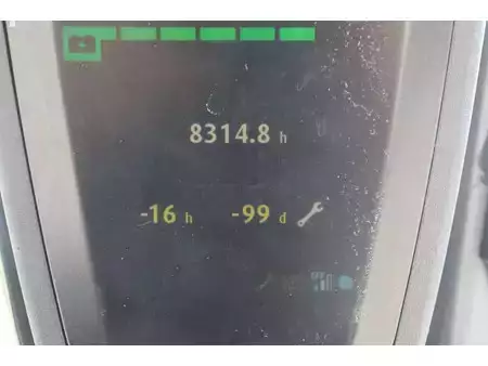 Elektromos 4 kerekű 2017  Linde E16C-02 (27)